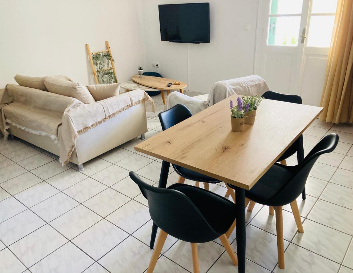 Olga'S Place Spétses Eksteriør bilde